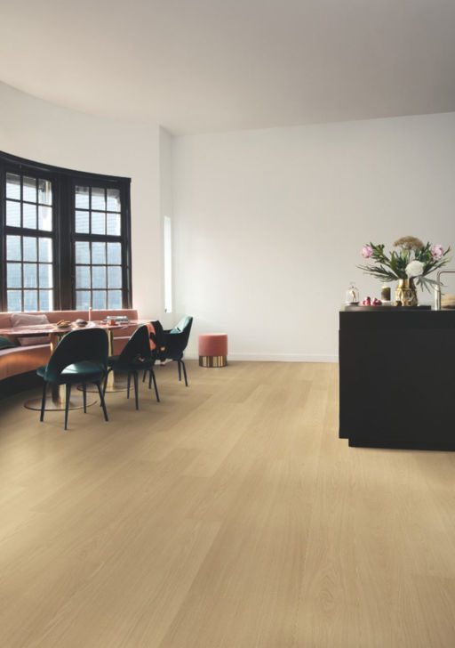 QuickStep Capture Beige Varnished Oak Laminate Flooring, 9mm